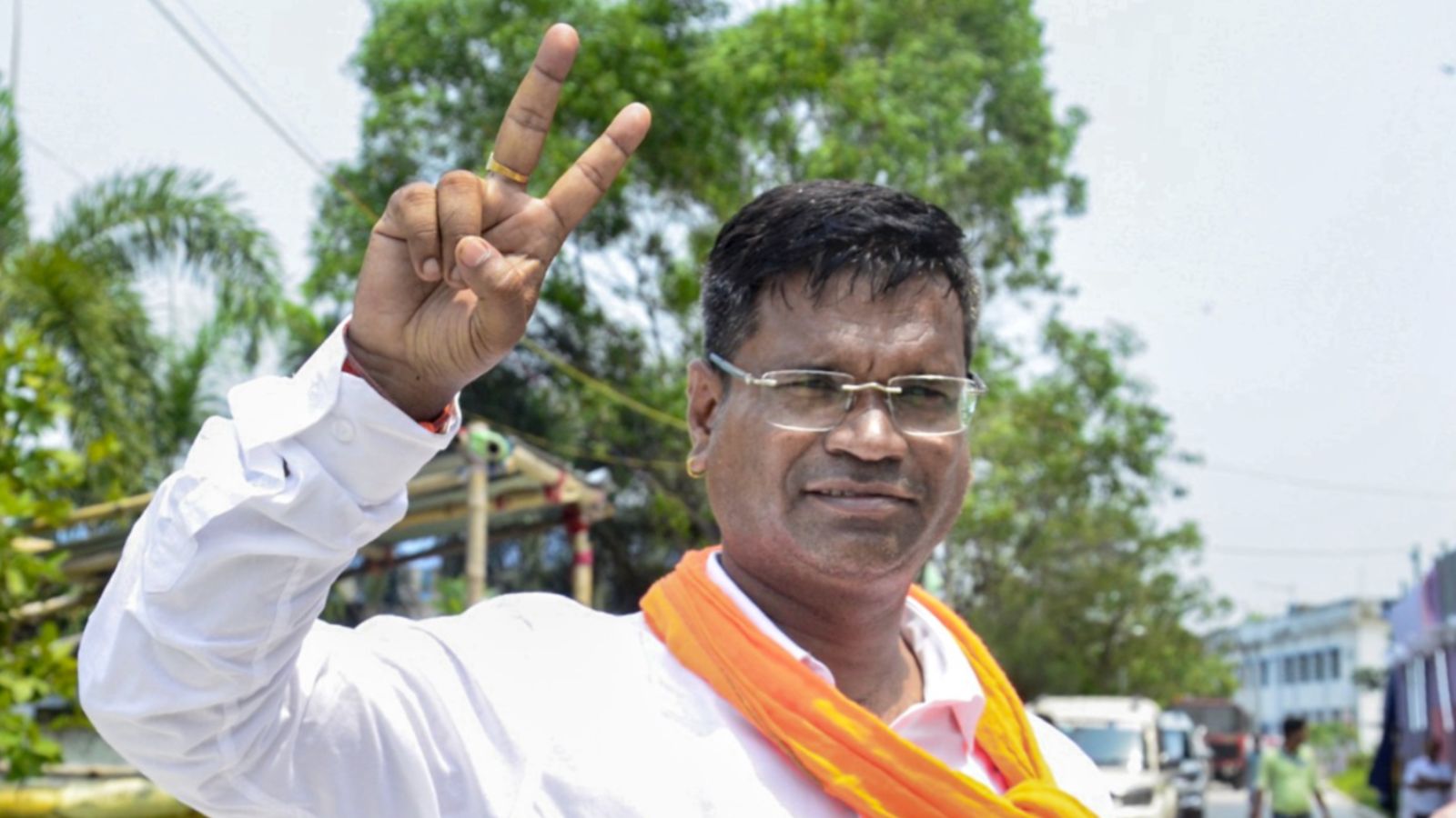 Suvendu Adhikari vows to build ‘golden Falta’ as BJP wins repoll by 1.09 lakh votes