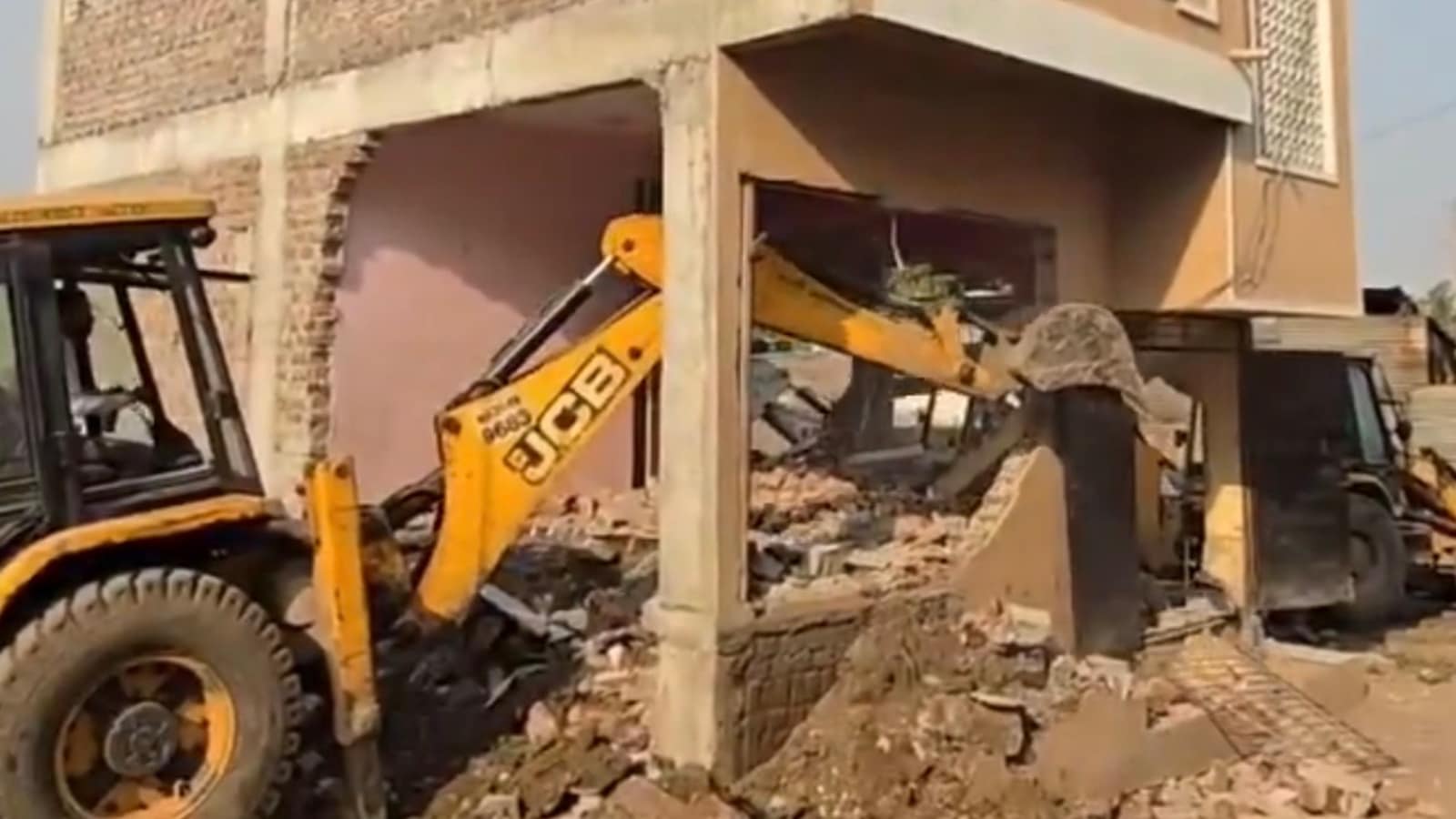 Twist in Nashik TCS case? Man alleges his new home was bulldozed by mistake in hunt for Nida Khan