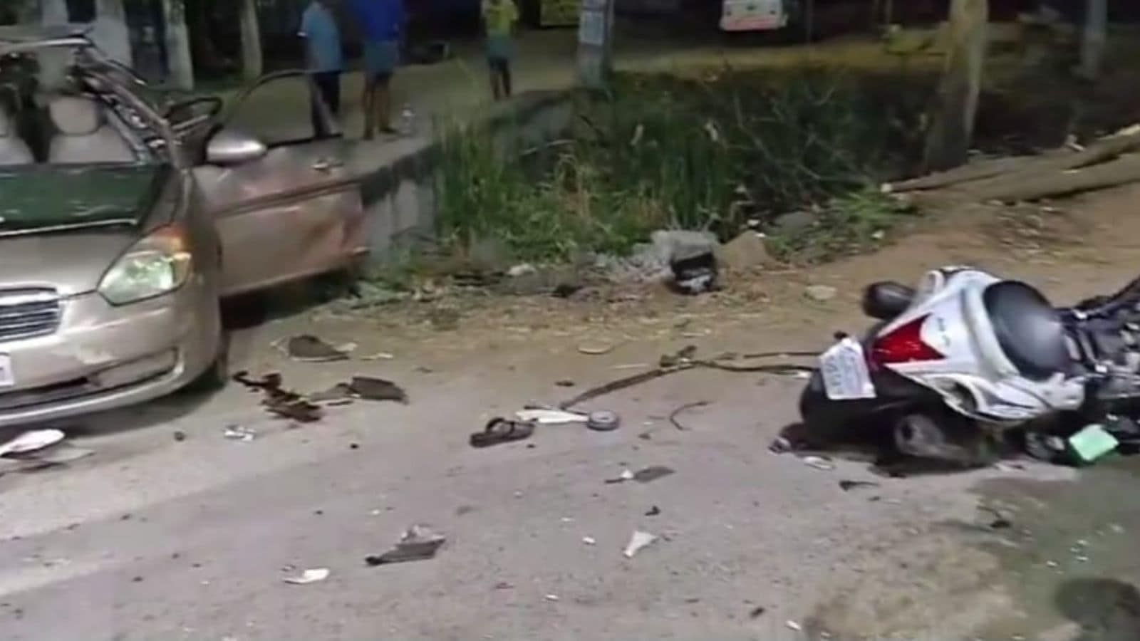 5 killed as speeding Hayabusa rams car during dawn bike race in Telangana