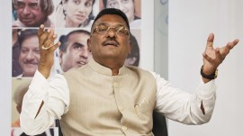 ‘Shah Rukh Khan didin't take a permit from us, auto and taxi drivers did’: Maharashtra Transport Minister Sarnaik defends Marathi mandate