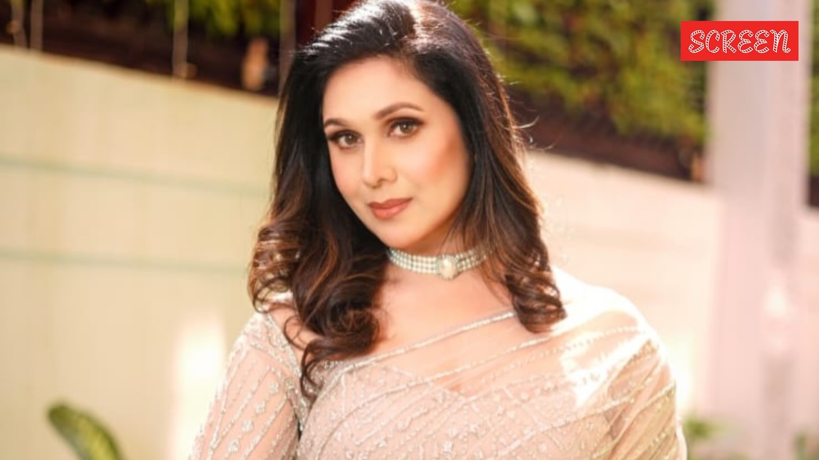 Meenakshi Seshadri returns to Mumbai, announces acting comeback after 30 years