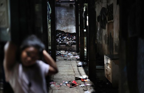 Mumbai is home to at least 4,943 house gullies — narrow lanes wedged between old chawls that have, over the decades, transformed into some of the city’s most persistent sanitation blackspots. (Express Photo/Amit Chakravarty)