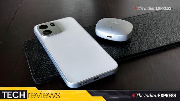 Powered by the Snapdragon 7s Gen 4 chipset, the OnePlus Nord CE 6 delivers smooth everyday performance and reliable gaming. (Image: The Indian Express/ Ajay Hanje)