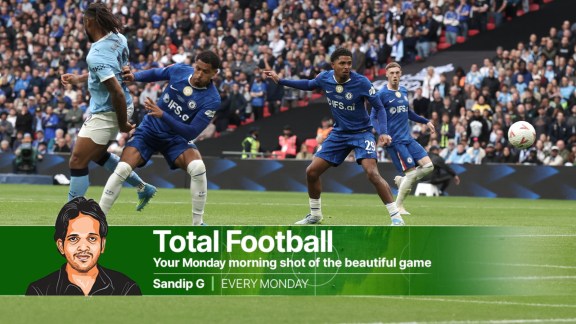 Manchester City's Antoine Semenyo, left, scores the opening goal during the English FA Cup final soccer match between Chelsea and Manchester City in London, Saturday, May 16, 2026. (AP Photo)