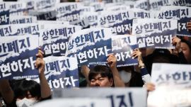 Samsung Electronics said in a statement that the union had insisted on "unacceptable demands" that included the size of bonuses for loss-making units. (Image: Reuters)