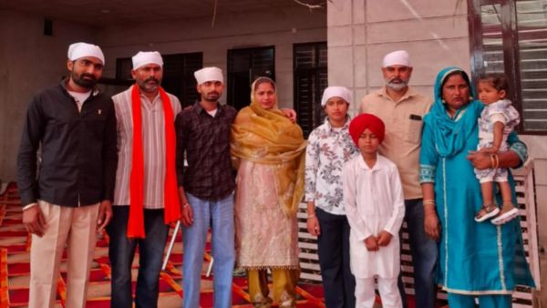 Shavan Singh with his family