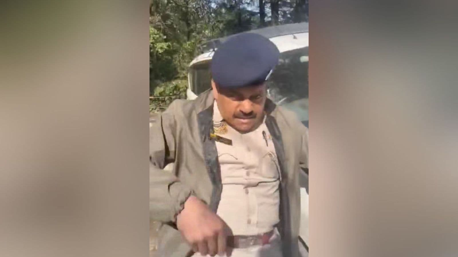 Shimla ASI suspended for ‘kicking’ taxi driver during President’s visit