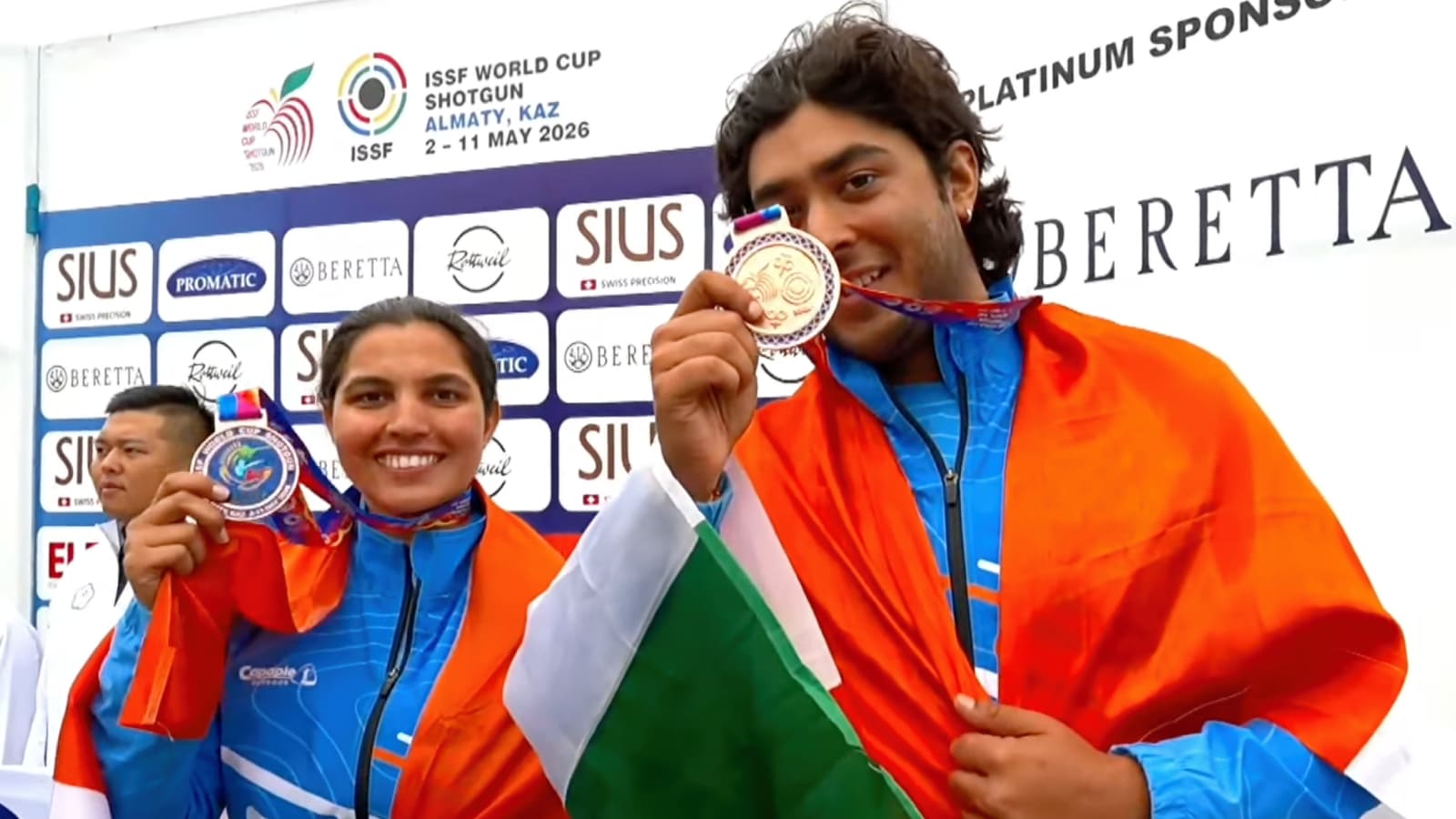 Training with former Olympics champion Peter Wilson, Indian pair of Vivaan Kapoor & Neeru Dhanda, strike bronze