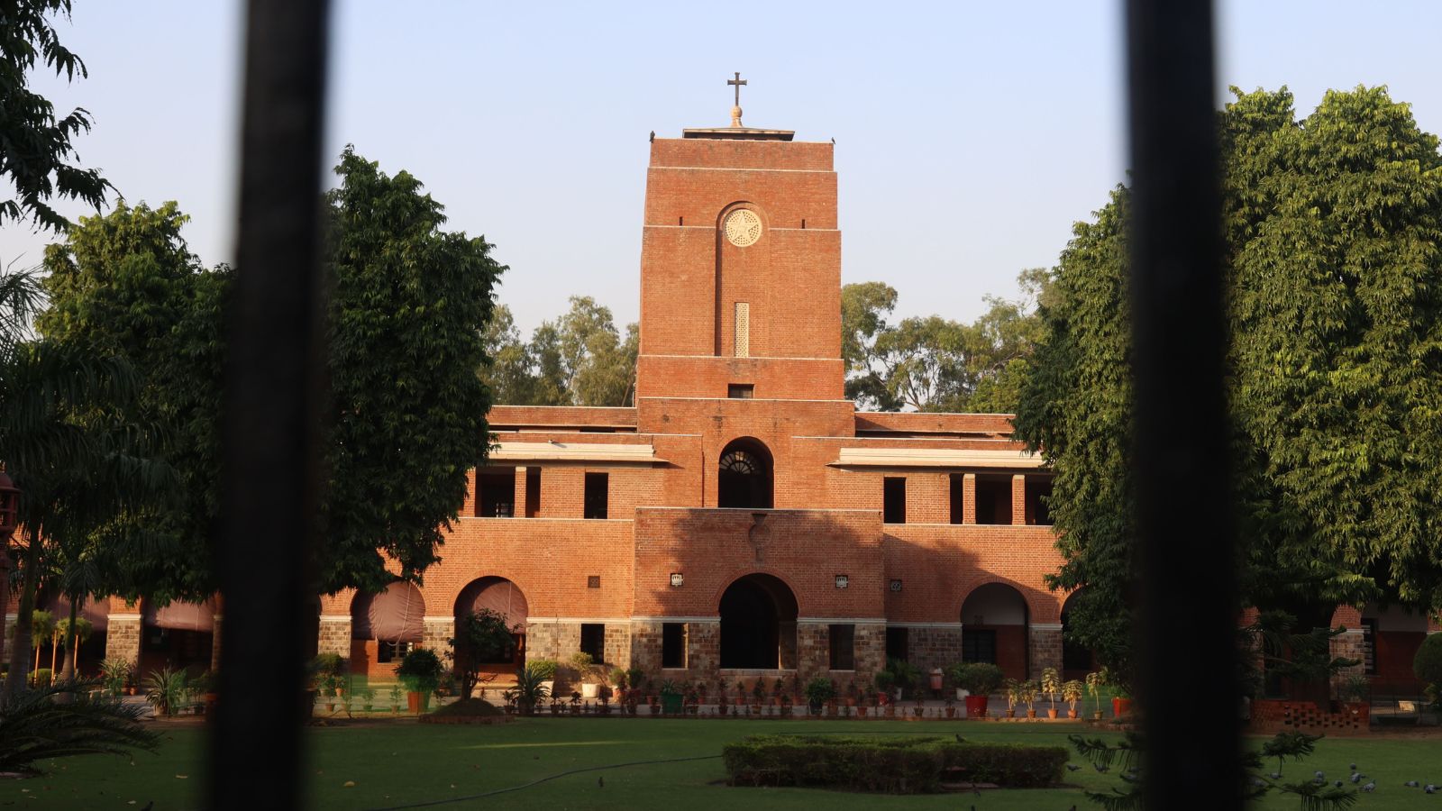 St Stephen’s vs DU: A long-running battle over admissions, autonomy and control