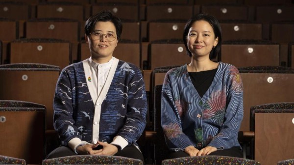 Author Yáng Shuāng-zǐ with translator Lin King. (Source: David Parry for Booker Prize Foundation)