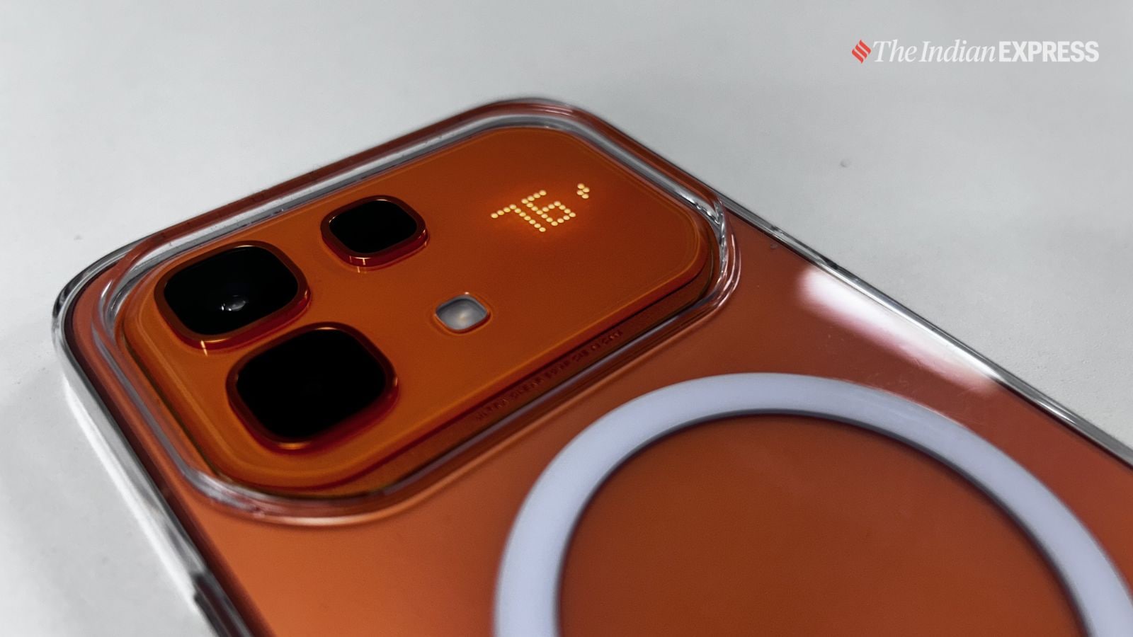 The battery percentage is displayed on the dot-matrix while the device is being juiced up. (Image: Ajay Hanje/ The Indian Express)