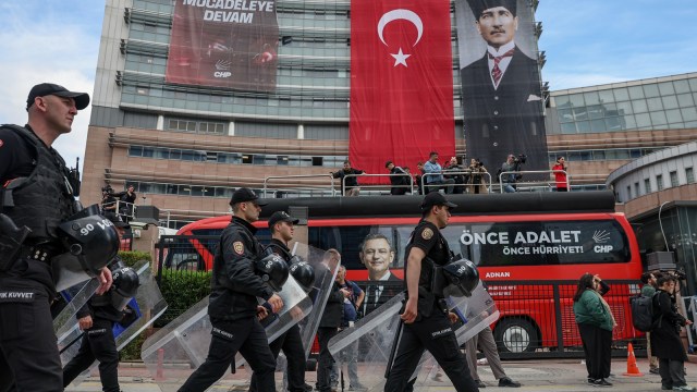 Tear gas and rubber bullets: Turkey's main opposition ousted from HQ a
