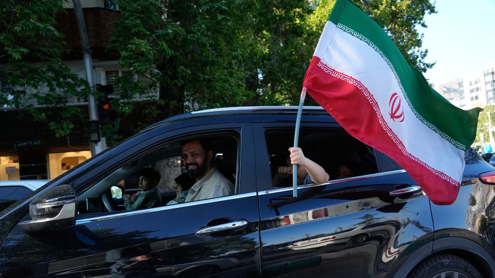 Strategic Bifurcation: The Mechanics of Iranian De-escalation and Nuclear Decoupling