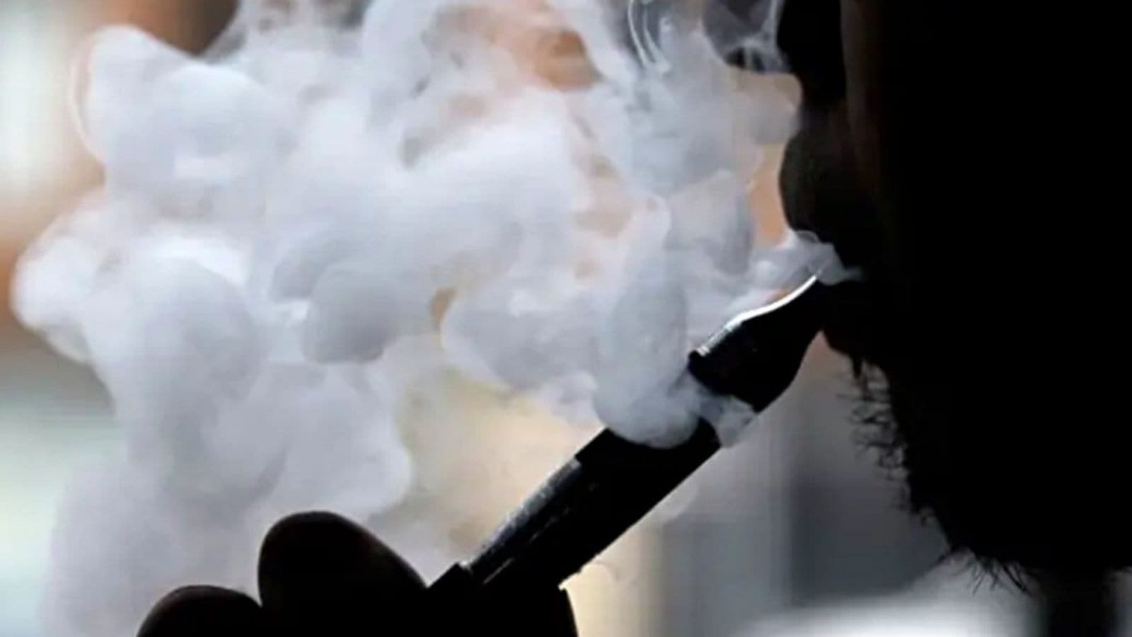 From popcorn lungs to toxicity and depression: PGIMER doctor warns vaping is far riskier than teens realise