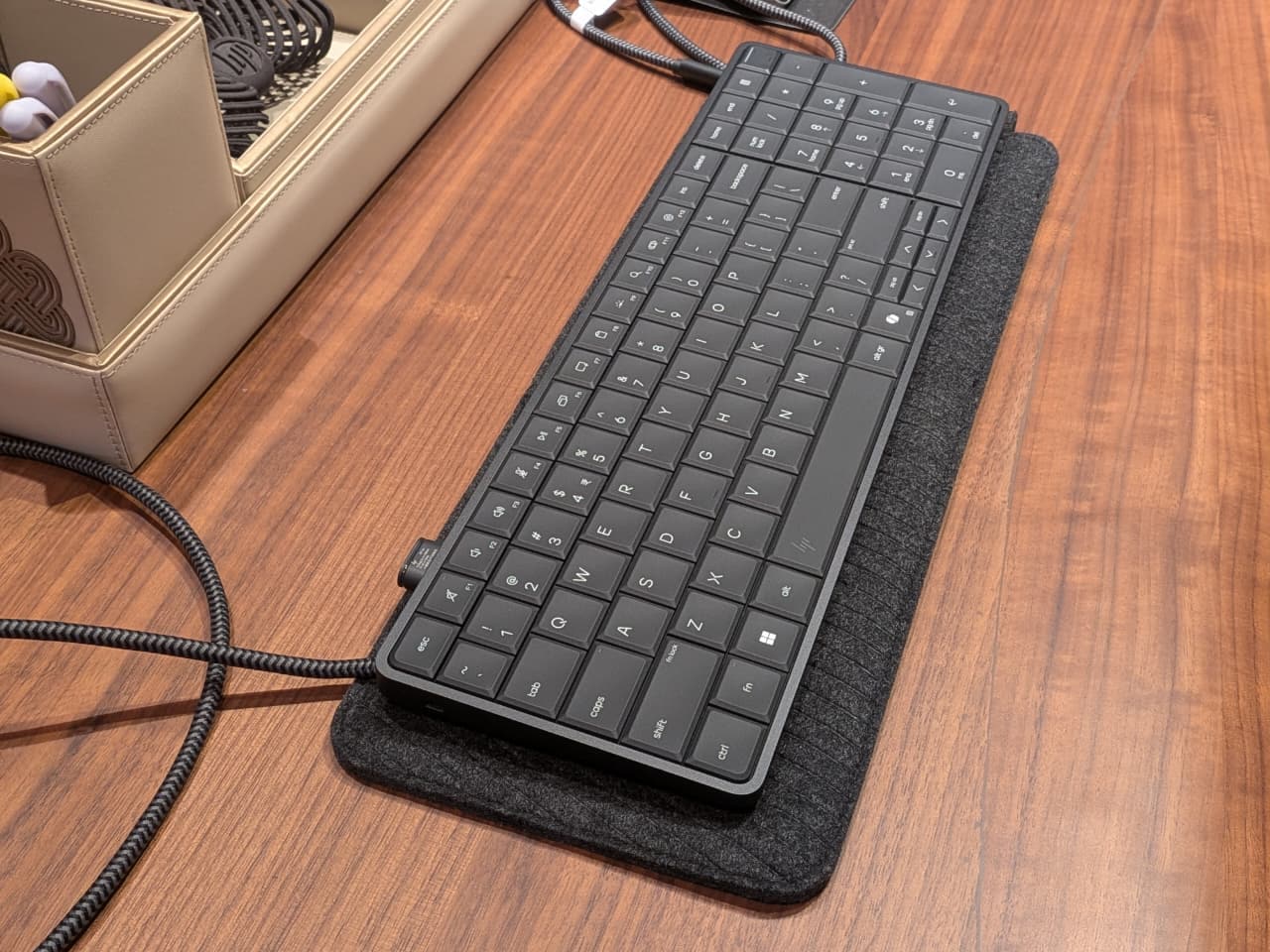 HP launches EliteBoard G1a in India, next-gen AI PC built into a ...
