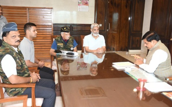 Twisha's family meets Madhya Pradesh CM Mohan Yadav