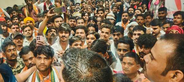 Mass Congress defection to BJP