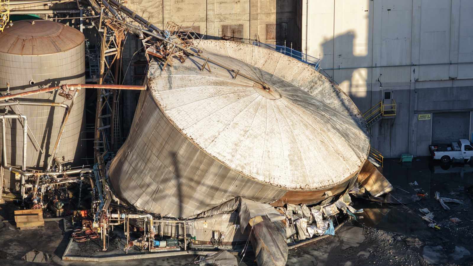 Inside the Longview Pulp Mill Disaster Everyone Saw Coming