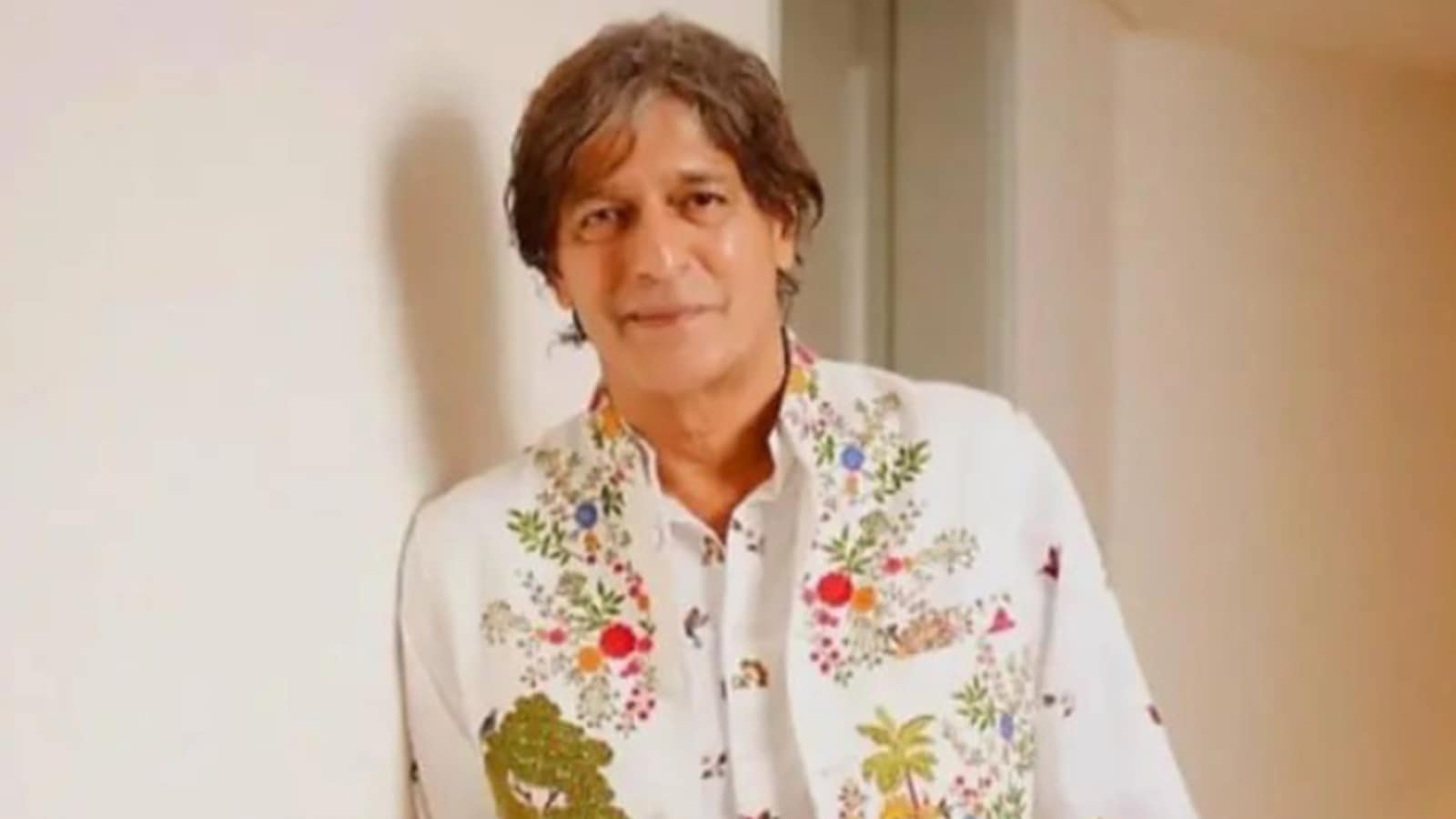 Chunky Panday hustles for muscle; trainer shares a glimpse