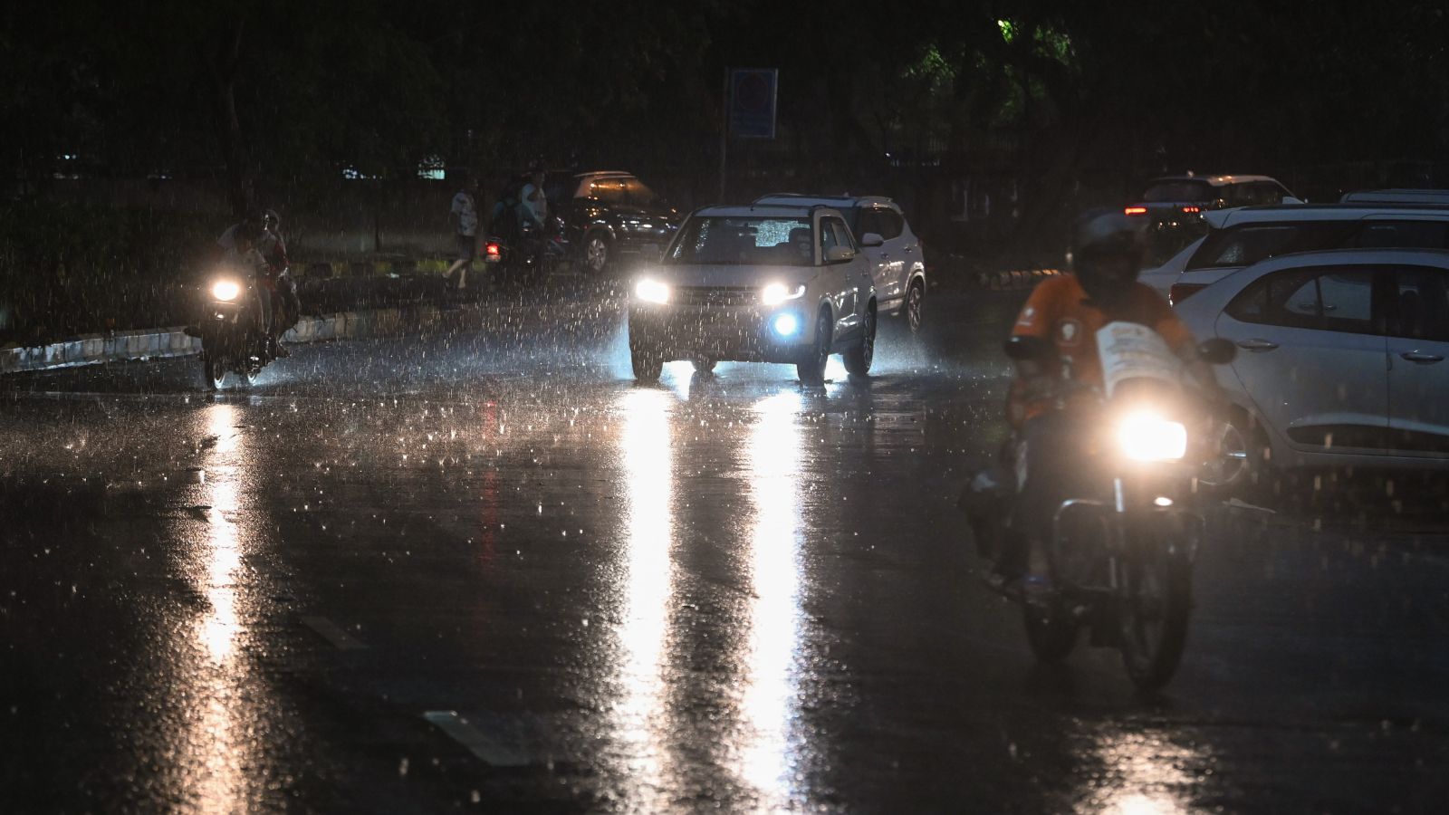 Brief respite from heat in Delhi as thunderstorm, rain trigger dip in temperature