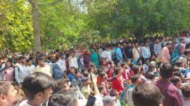 Manesar The management had alleged that a mob of 200-250 protesting workers had pelted managerial staff and police with stones, and set company and government vehicles on fire.