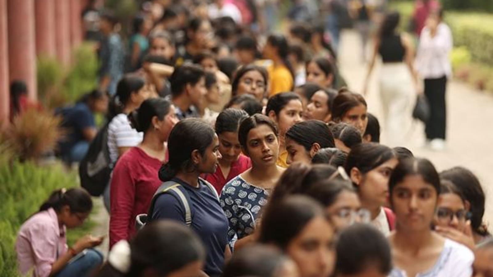 CCPA imposes Rs 15 lakh fine on two coaching institutes for deceptive JEE, NEET ads