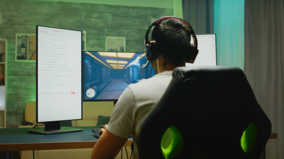 Gaming laptops now balance powerful performance with everyday productivity and multitasking features. (Image: Magnific)