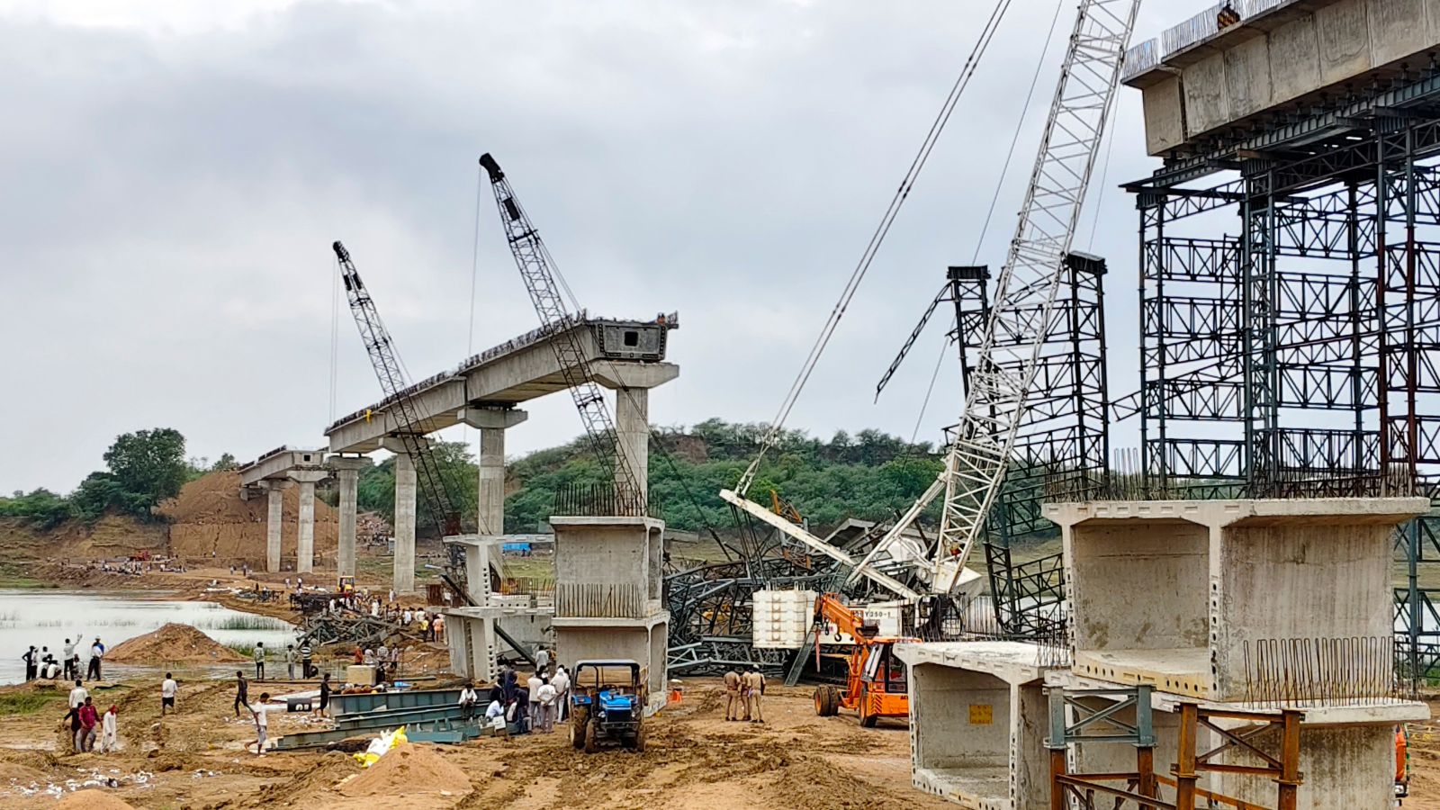6 killed in UP bridge collapse: Structure was 60% complete when storm hit Hamirpur