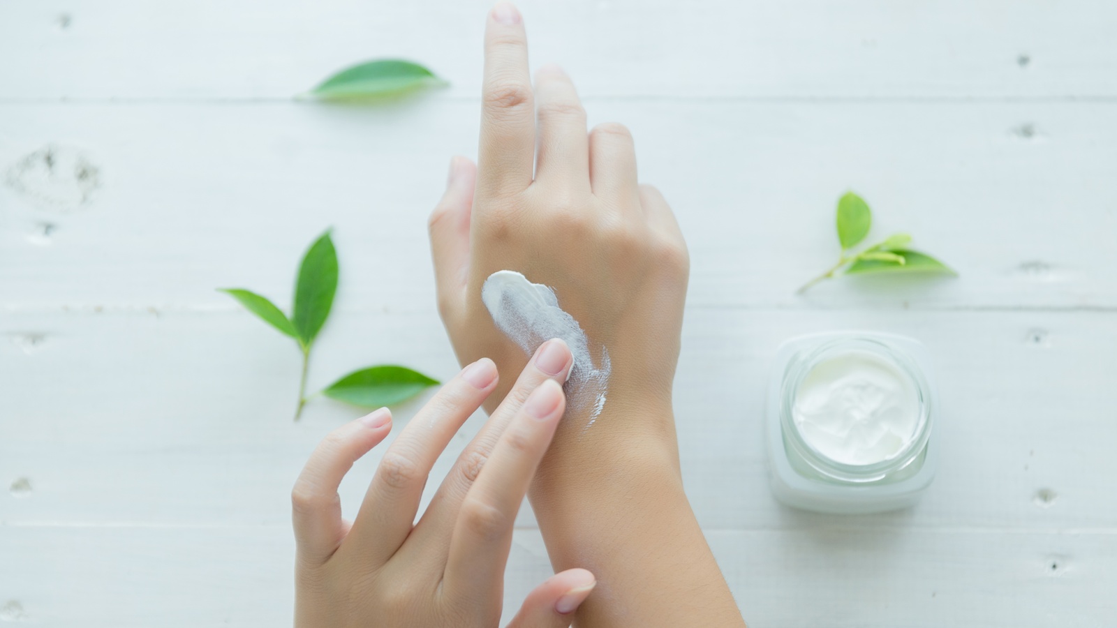 Maharashtra FDA flags skin lightening creams with mercury, lead: How these damage your kidneys and brain