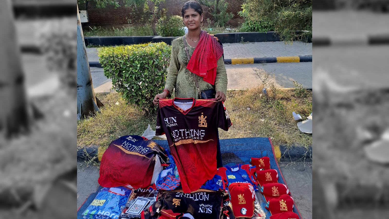 A vendor who sells team jerseys for anything between Rs 200 to Rs 250. (Photo: Navya Dua)