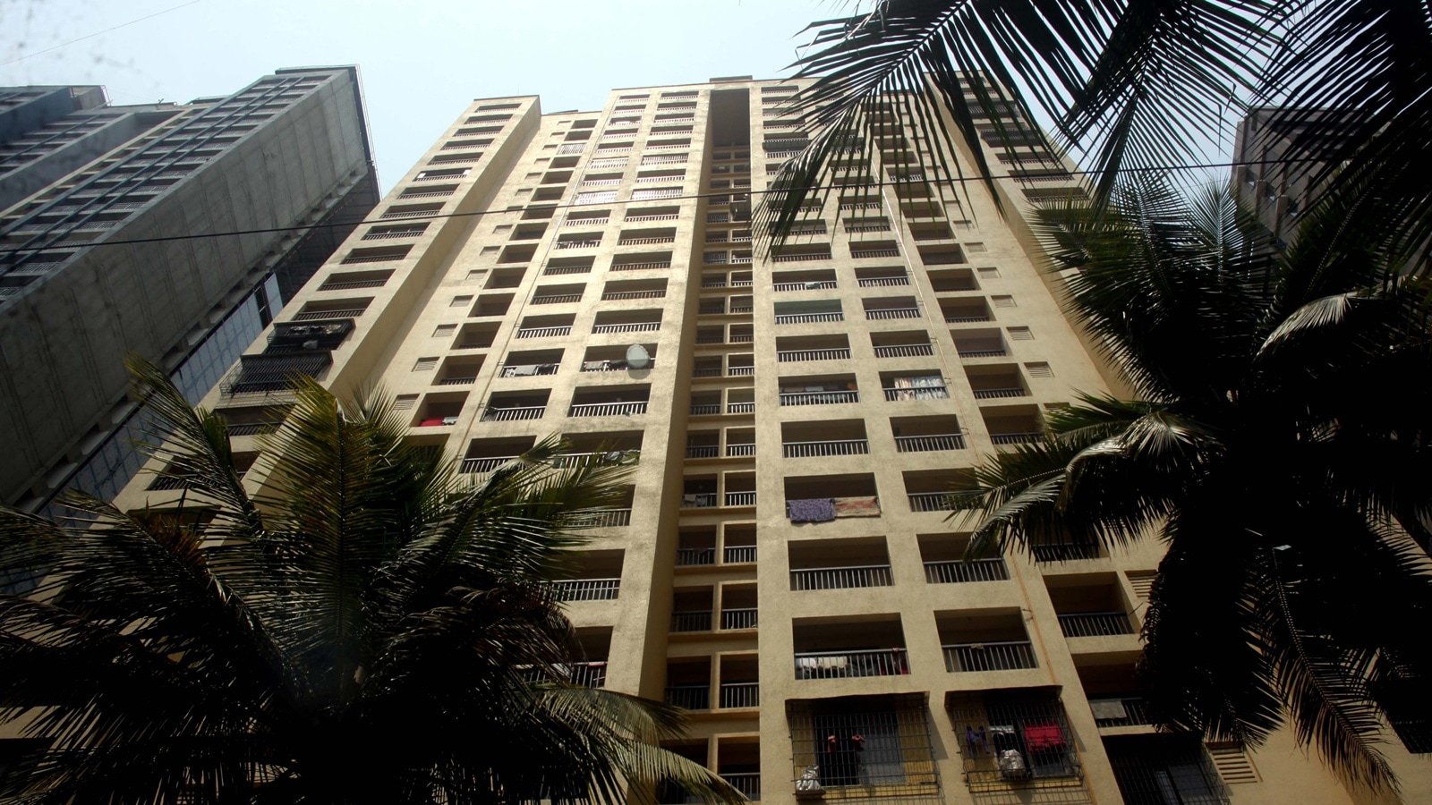 Mumbai housing projects under scanner as MahaRERA cracks down on 8,000+ defaults