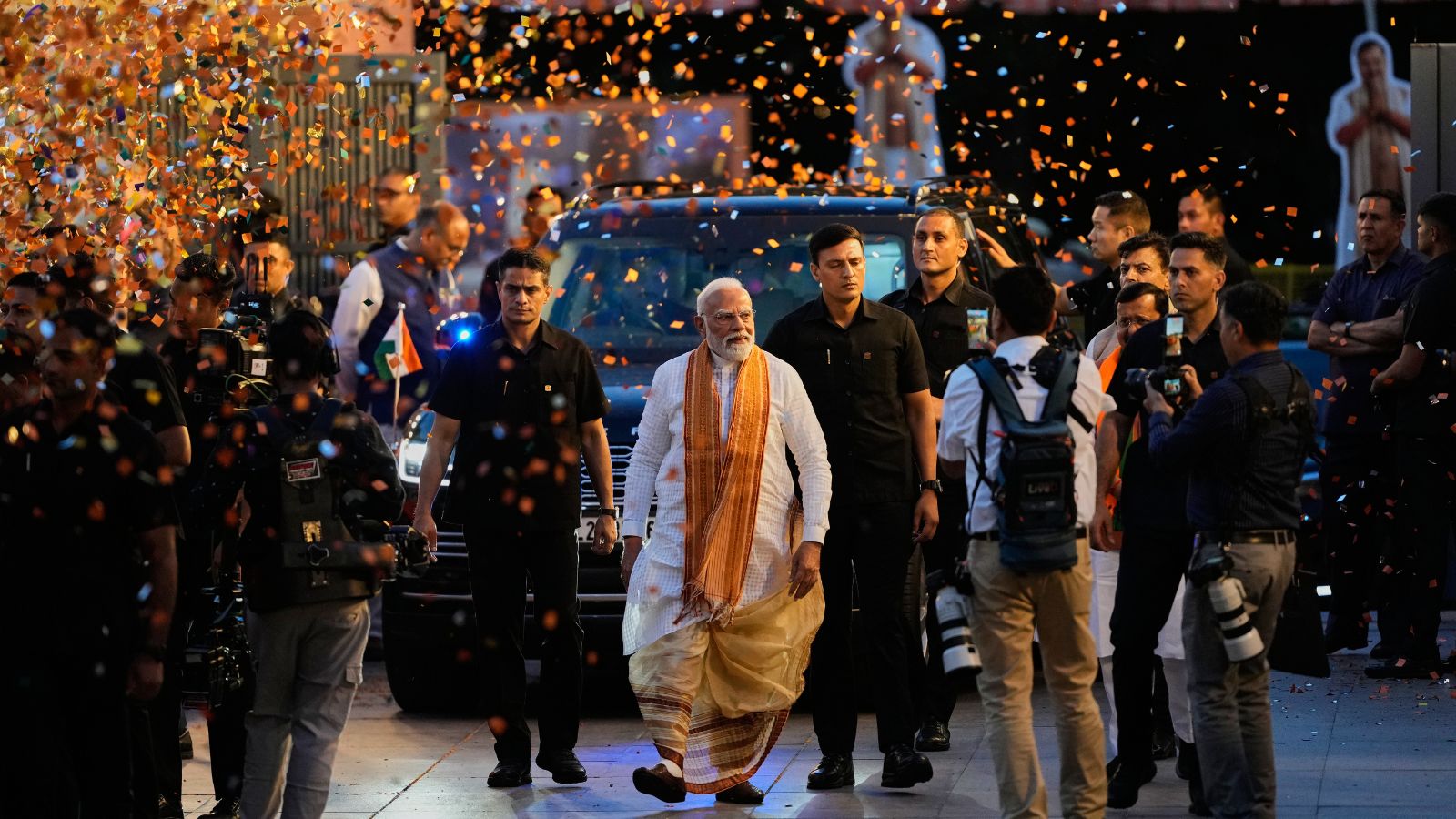Gangotri to Ganga Sagar, only the lotus blooms, says PM Modi.