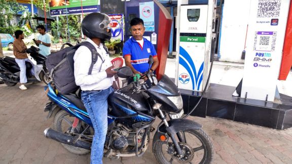 According to industry sources and analysts, the quantum of this hike will only partially ease the pressure, as the gap between the retail fuel prices and the market price is much wider.
