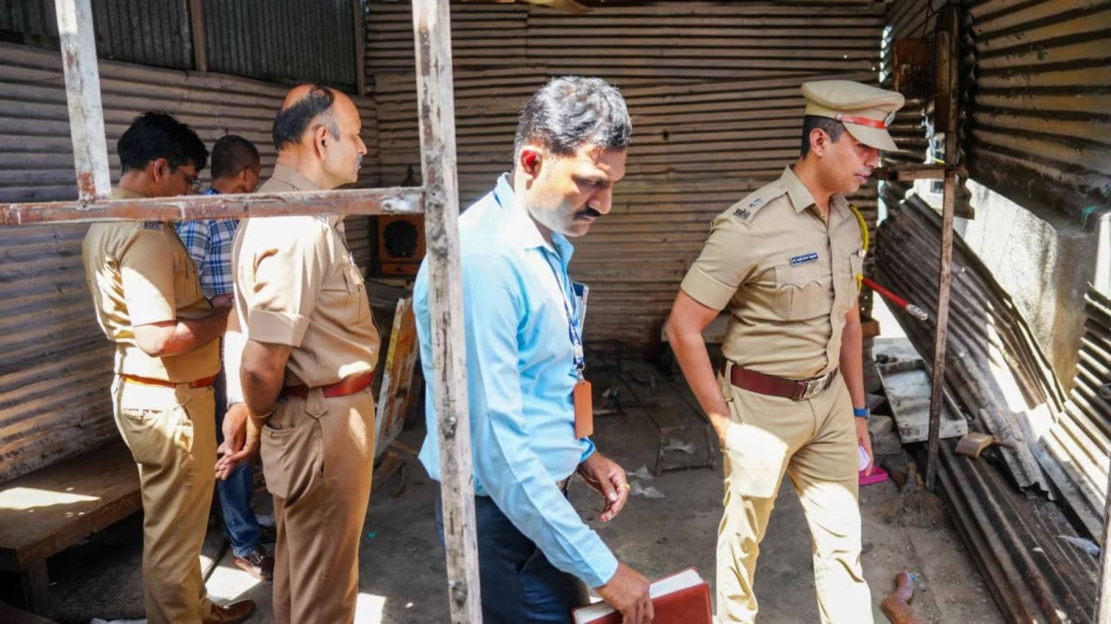 One-year-old girl kidnapped from Pune railway station area rescued within 16 hours, 3 detained
