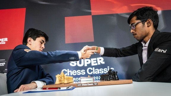 Sindarov was handed a brutal loss by Indian grandmaster R Praggnanandhaa in a second round game of the Super Chess Classic 2026 tournament in Romania. (Pic Credit: Lennart Ootes)