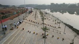 At present, the river rejuvenation work on the Mula River is proceeding in two phases: from 3.7 km from Sangamwadi to Bund Garden and 5.3 km from Bund Garden to the Mundhwa Bridge.