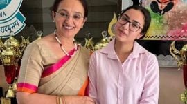 Hirdeyroop Kaur (right)