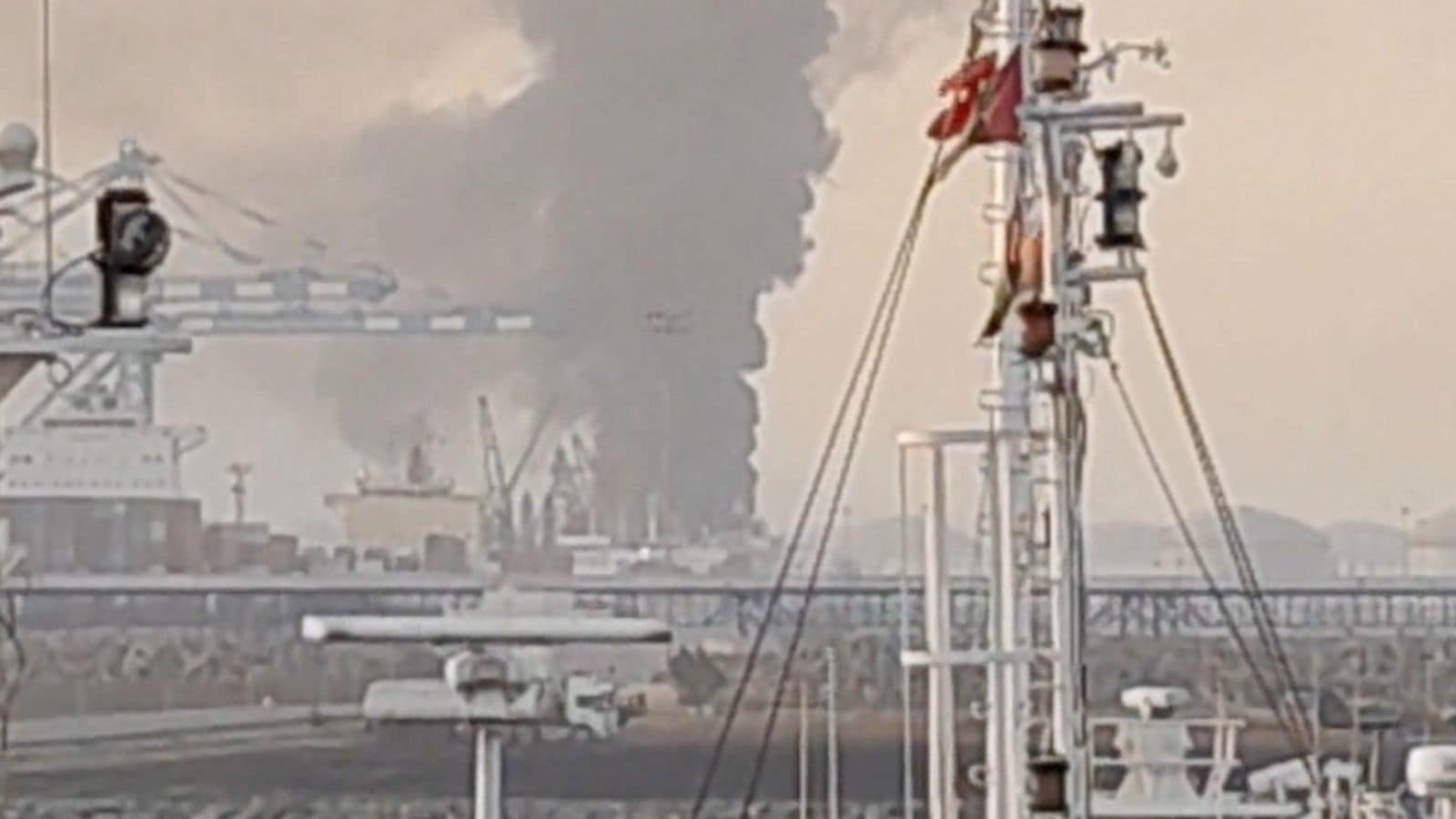 UAE attack, Iran war