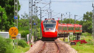Indian Railways has upgraded the Jodhpur-Delhi Vande Bharat Express from its earlier configuration to a 20-coach train amid rising passenger demand. (Image: Ministry of Railways)