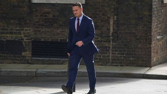 Britain's Health Secretary Wes Streeting arrives in Downing Street for a meeting with Prime Minister Keir Starmer in London, Wednesday, May 13, 2026.(AP Photo/Alberto Pezzali)