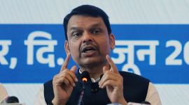 Devendra Fadnavis Congress sinking ship