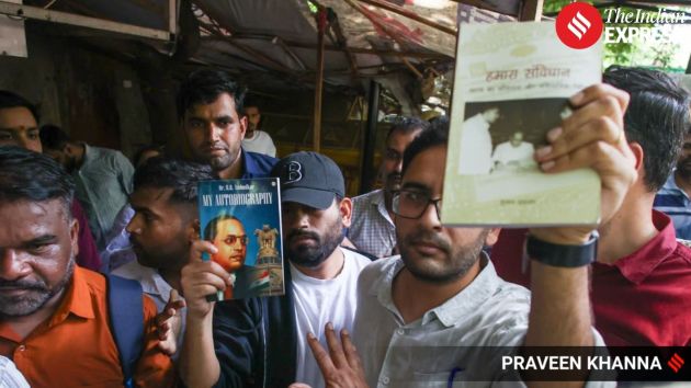 Dipke, who arrived in Delhi early in the day, had urged supporters to maintain discipline and ensure that the protest remains peaceful