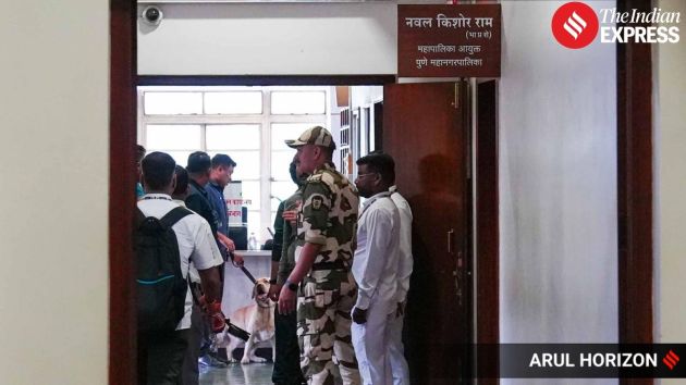 The other locations mentioned in the threat allegedly include the Vidhan Bhavan (state Legislative Assembly complex) and the Rashtriya Swayamsevak Sangh (RSS) headquarters in Nagpur
