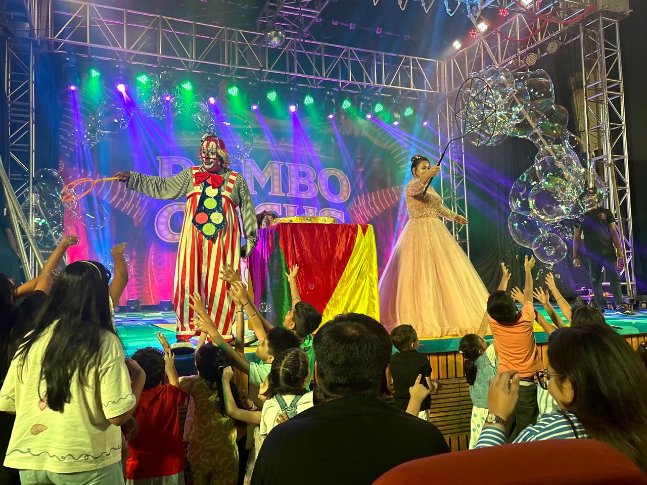 delhi, delhi circus, rambo circus,