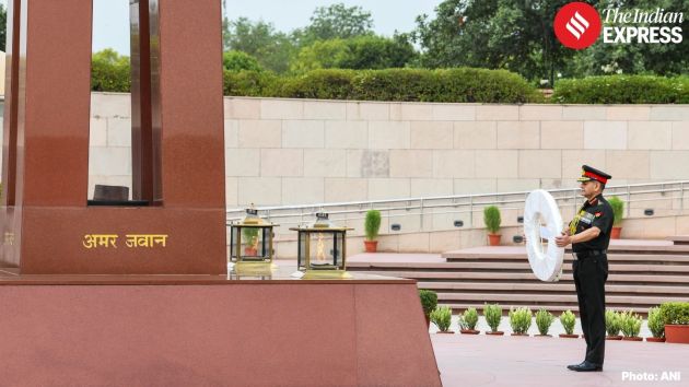 Army chief visited the National War Memorial where he laid a wreath to honour the country's bravehearts