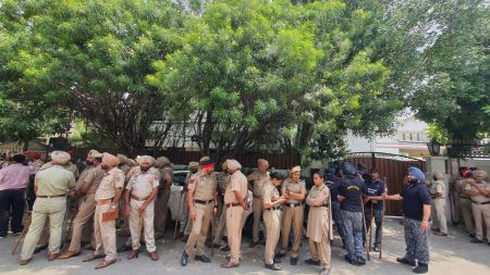 GMADA flags Rs 1,014 crore dues, builders dispute claims