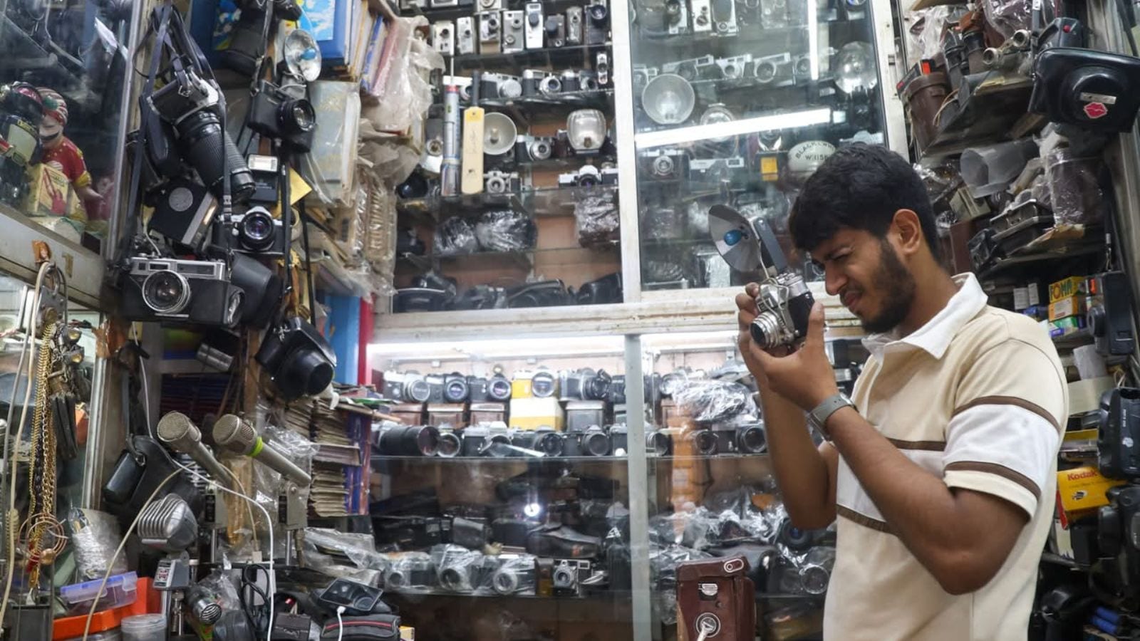 Mumbai Chor Bazaar Vintage Camera Shop Ahmed House Collection Leica
