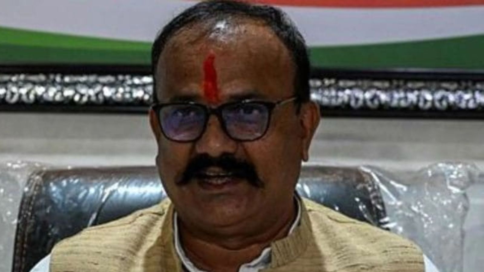 ‘Political adultery in Operation Bazaar’: MVA slams MPs planning to quit Sena UBT