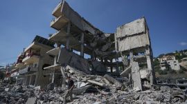 A building in Nabatiyeh, southern Lebanon, completely destroyed in previous Israeli airstrikes (Photo: AP)
