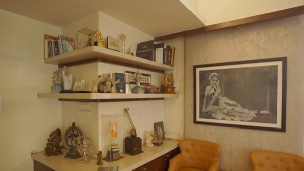 Hema Malini house